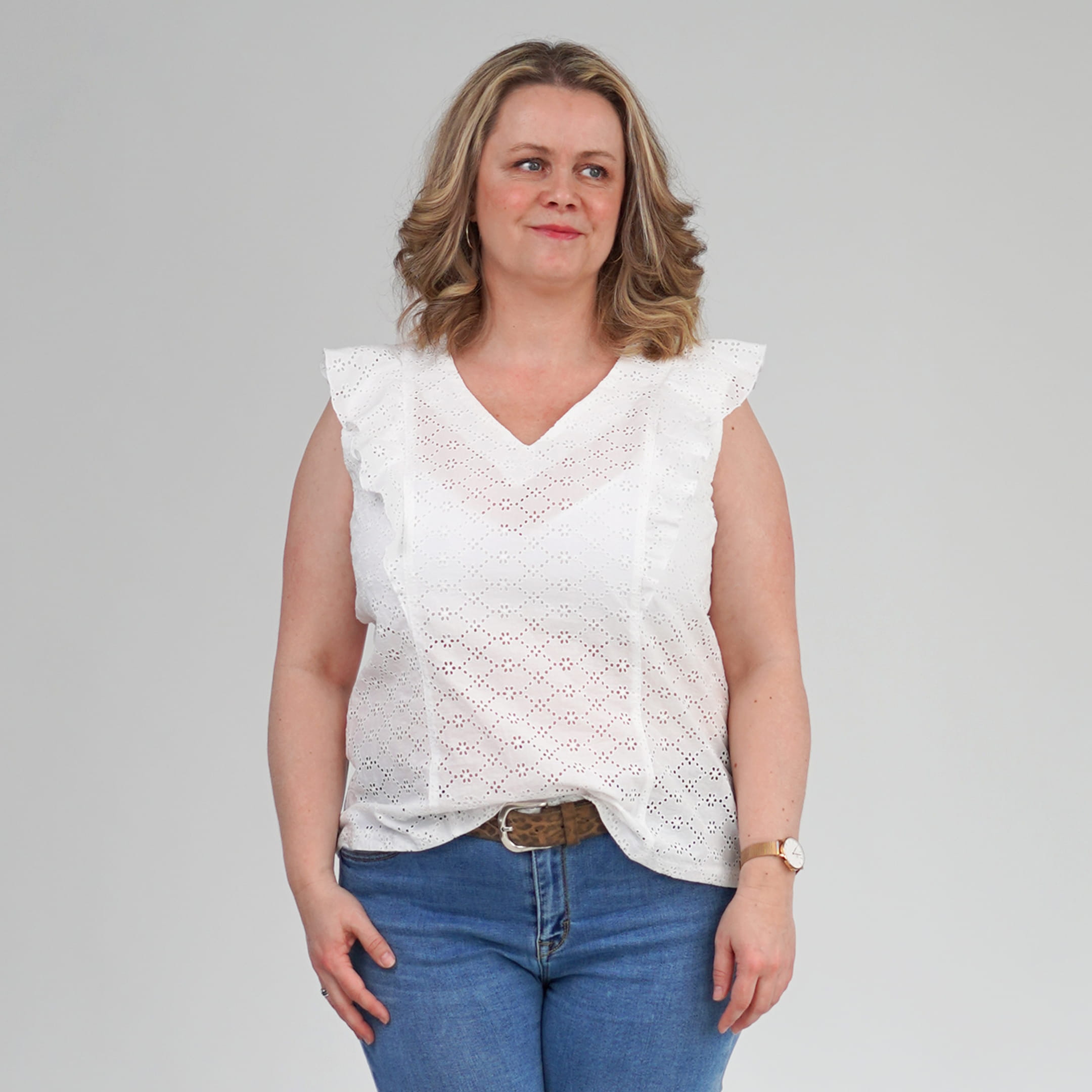 Papierschnittmuster Bluse Maribell für Damen 32-58 von Fadenkäfer