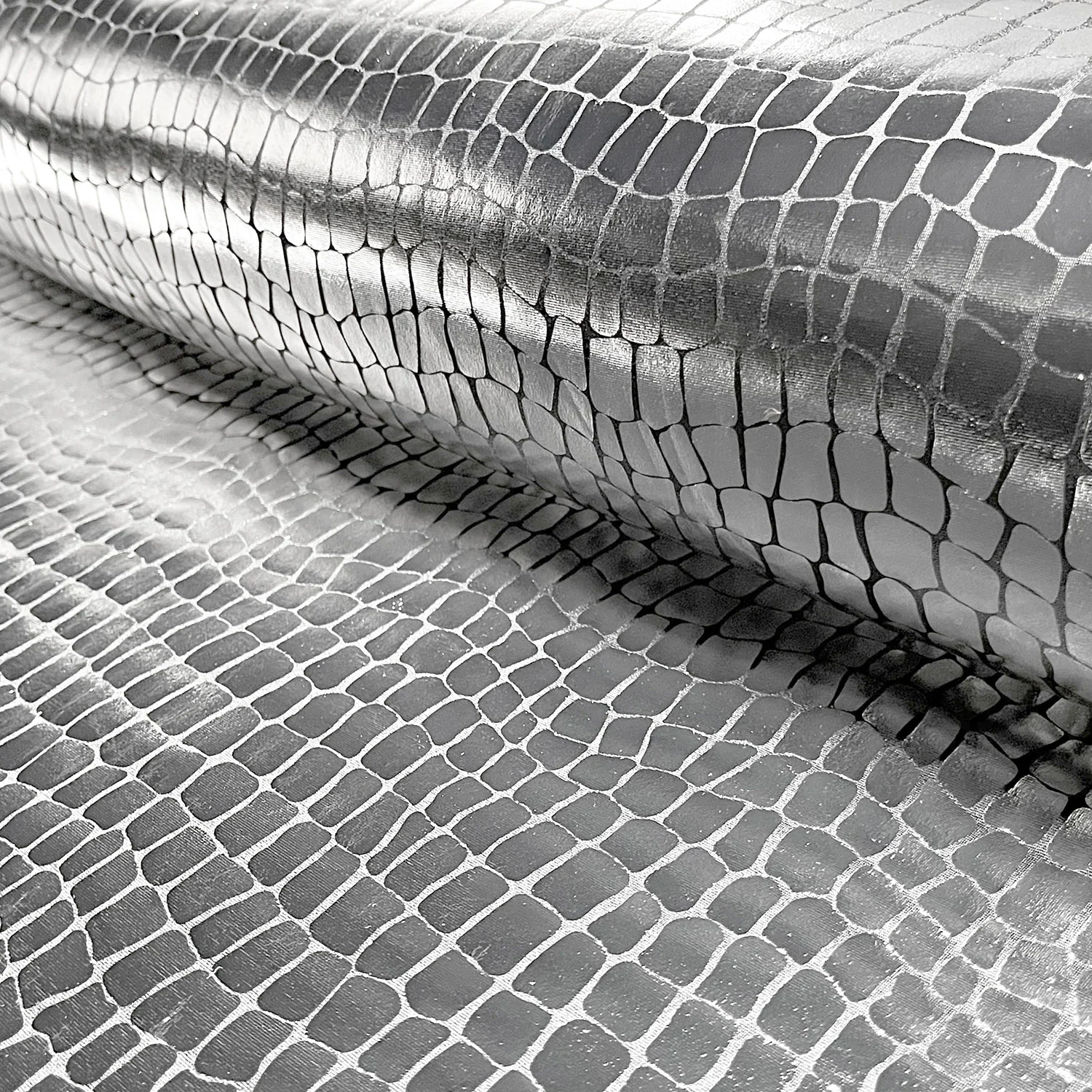 Lamé-Stretch mit Krokohaut-Muster - silber