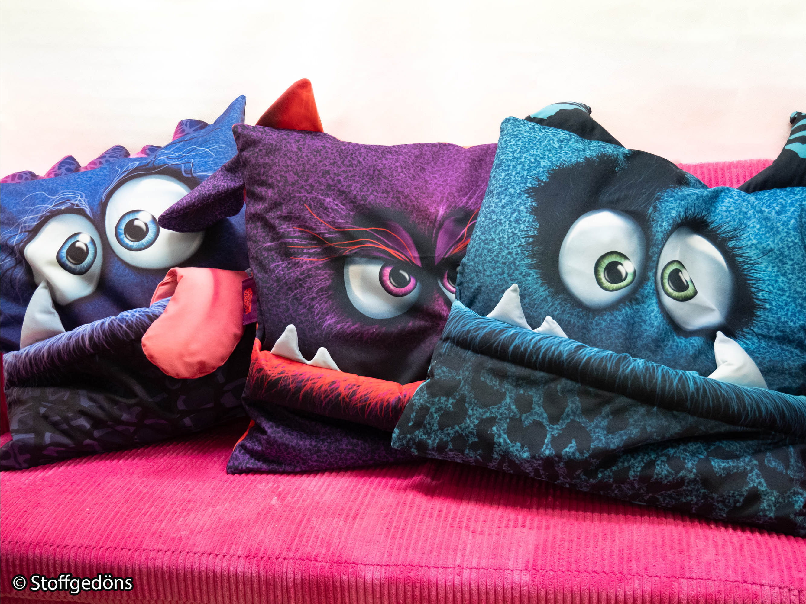 Kissen Panel "Monsta Pillows" by Thorsten Berger - petrol