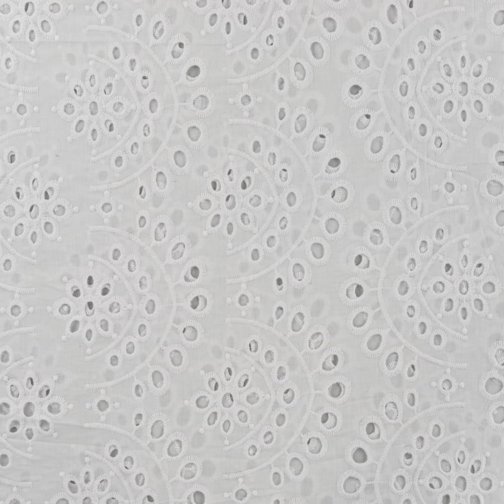 Baumwolle Embroidery "De Luxe" mit Lochstickerei - ecru 