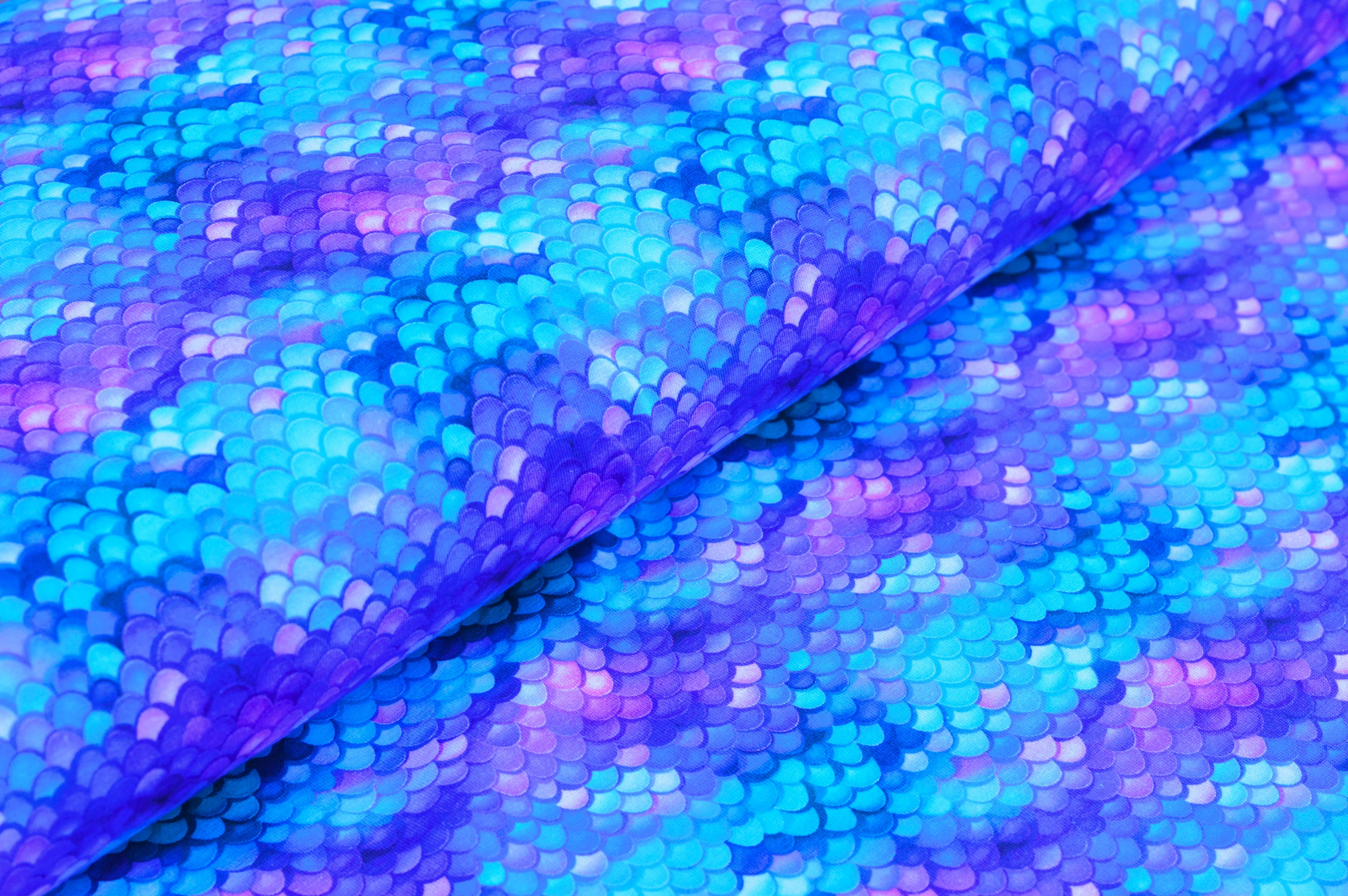 Digitaljersey Eigenproduktion "Mermaid Mini" mit kleinen Meerjungfrauenschuppen