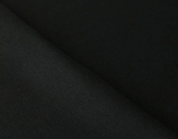 schwarz (900)