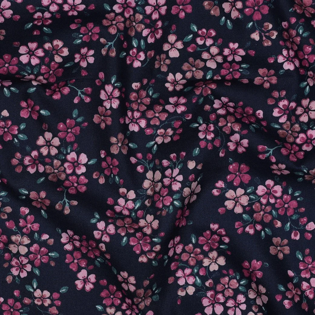 Baumwollstoff Popeline Digital mit Streublumen - navy