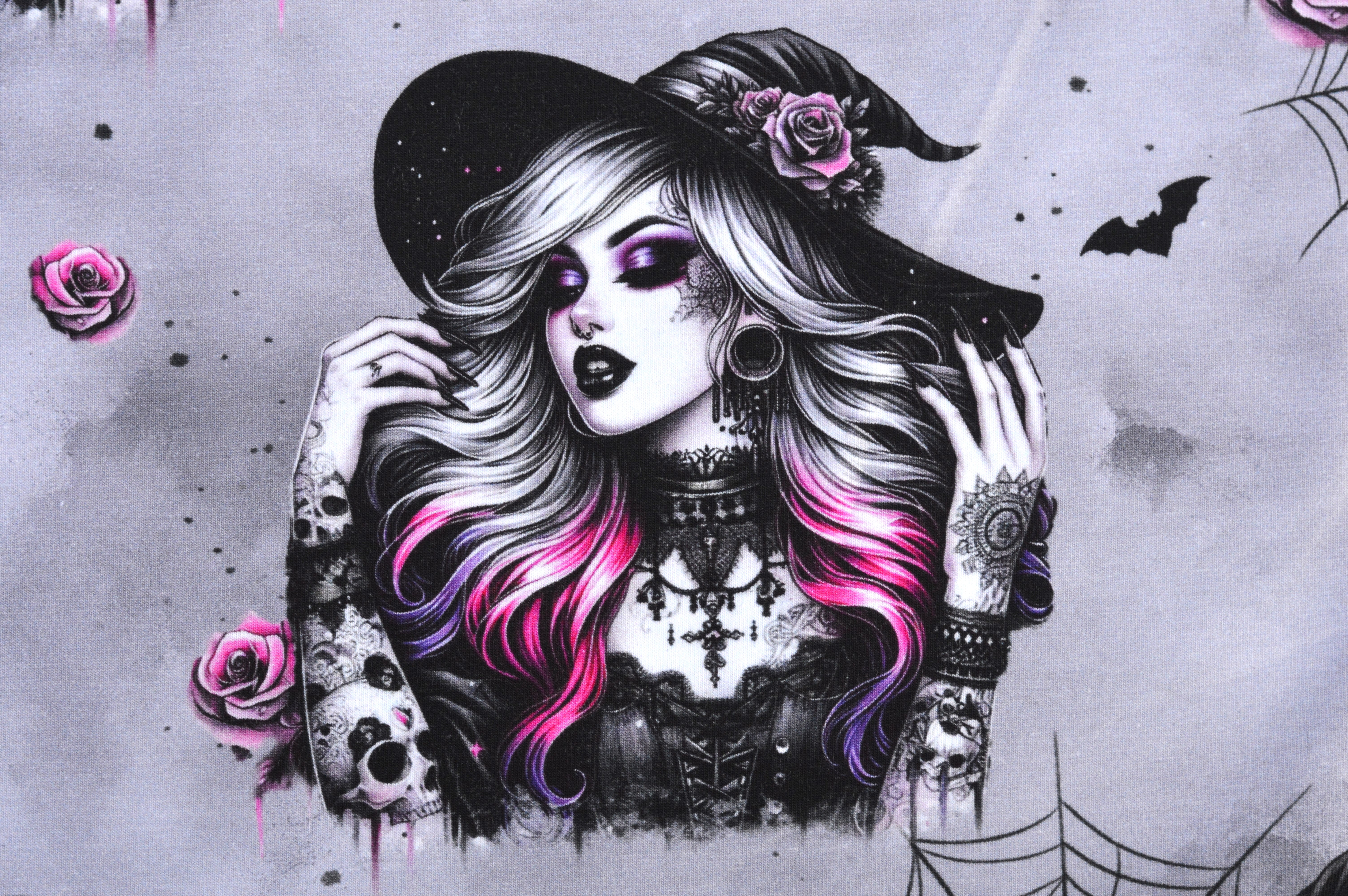 Digitaljersey Eigenproduktion "Dark Lady Raven" mit Rosen und Fledermäusen - grau