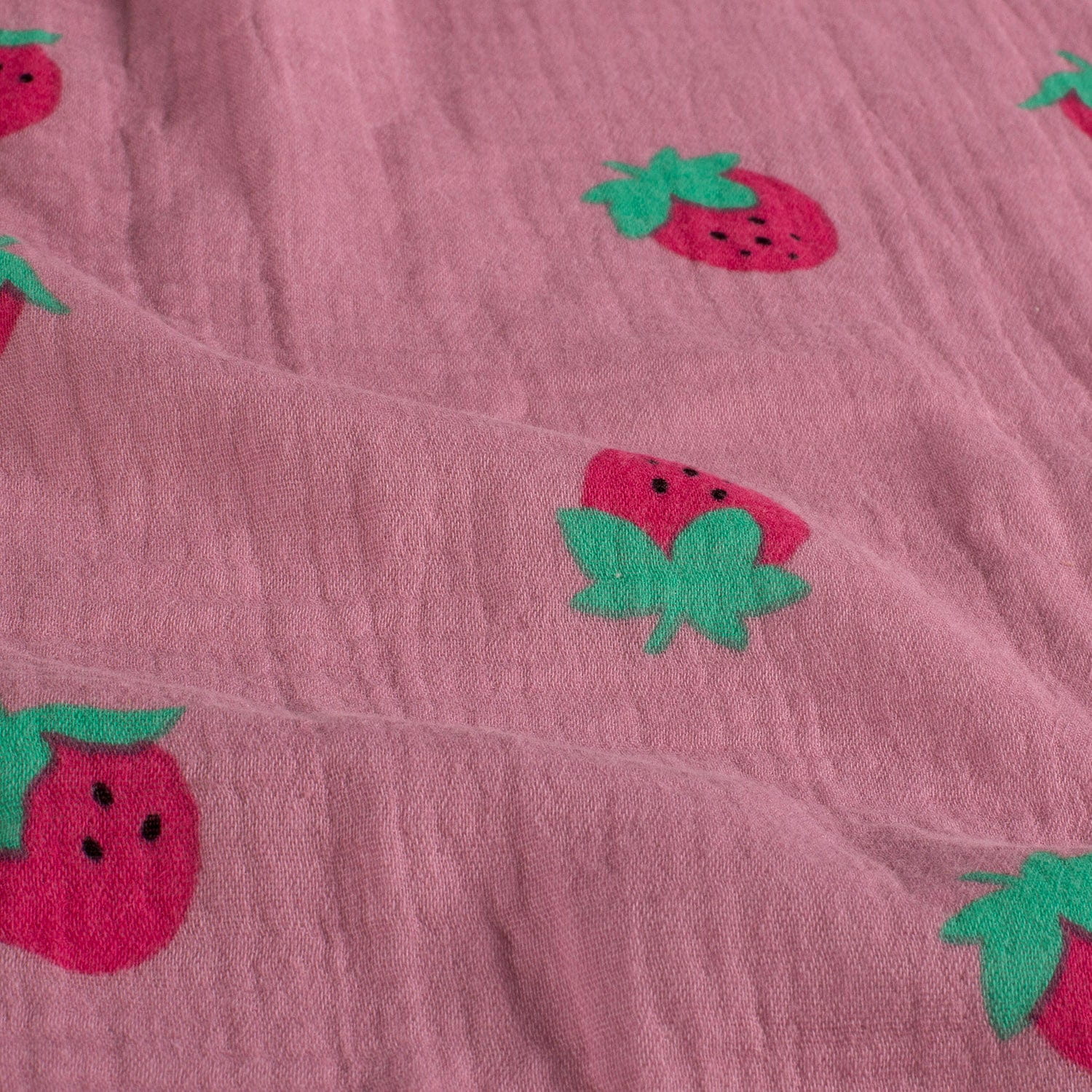 Baumwolle Double Gauze/ Musselin mit Erdbeeren - altrosa (N012)