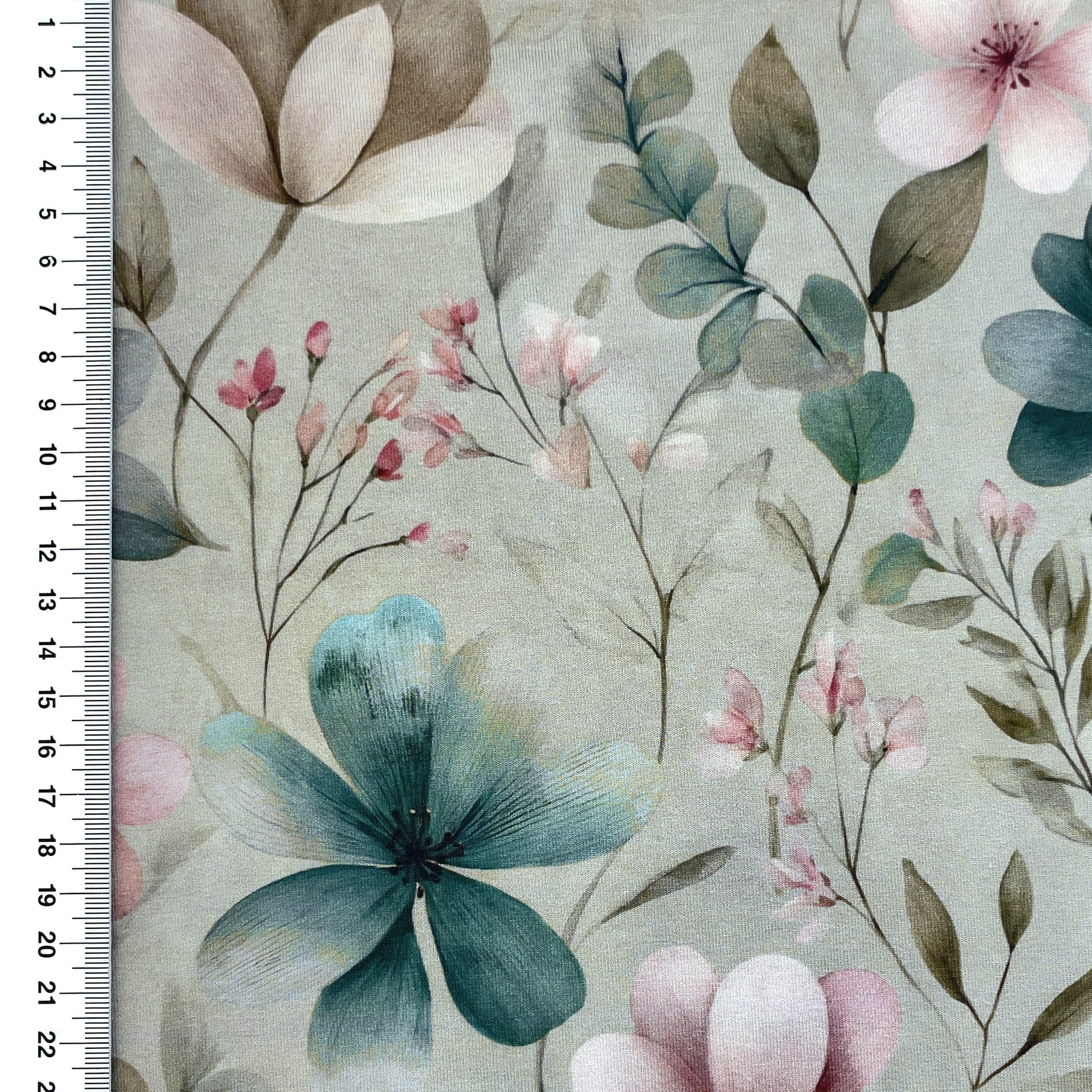 Viskosejersey Digital mit Aquarell-Blumen und Eukalyptus - dusty old green