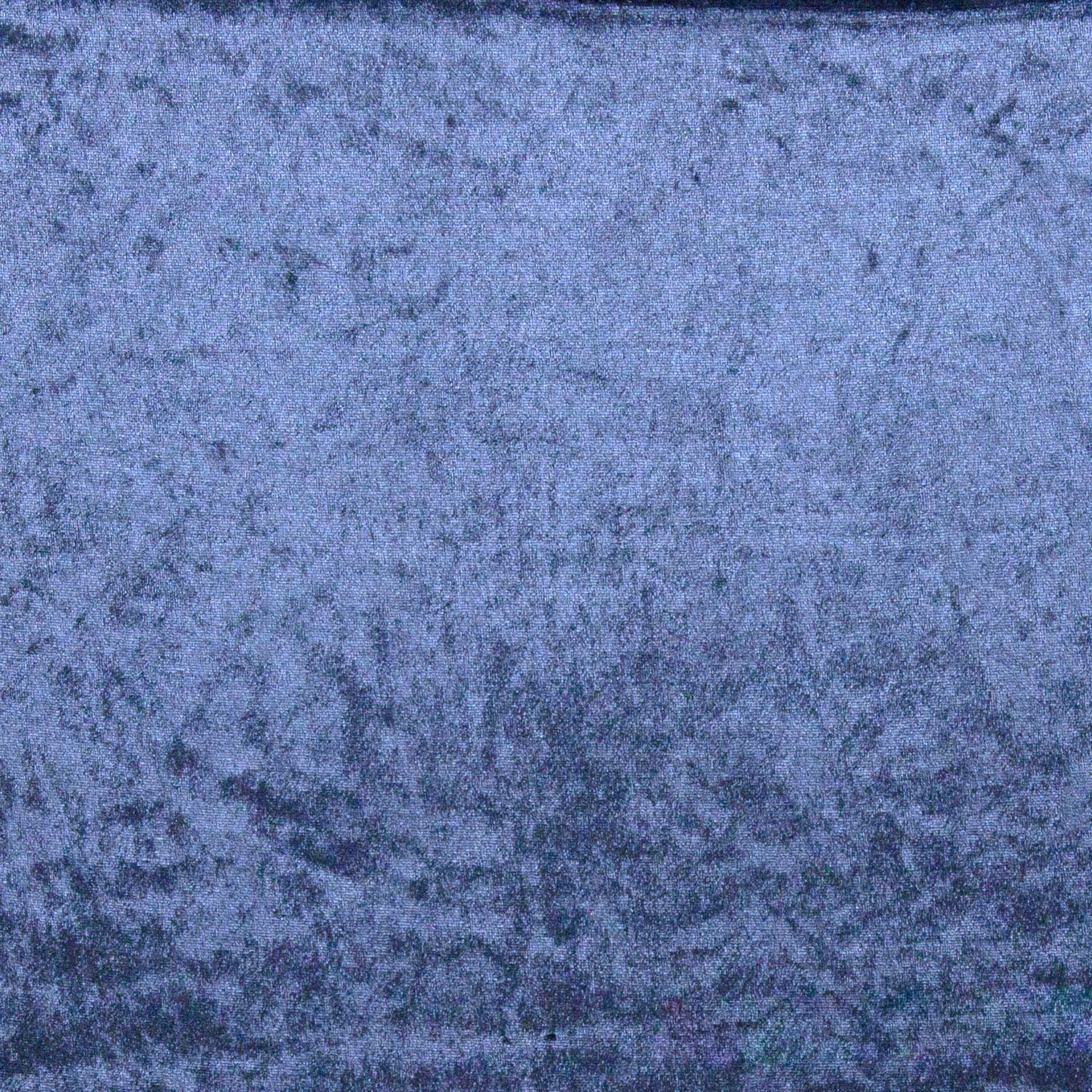taubenblau 18-4027