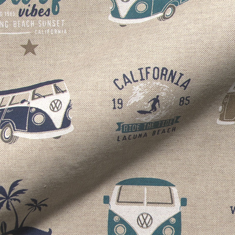 Halb-Panama Leinenoptik mit blauen VW Bullis