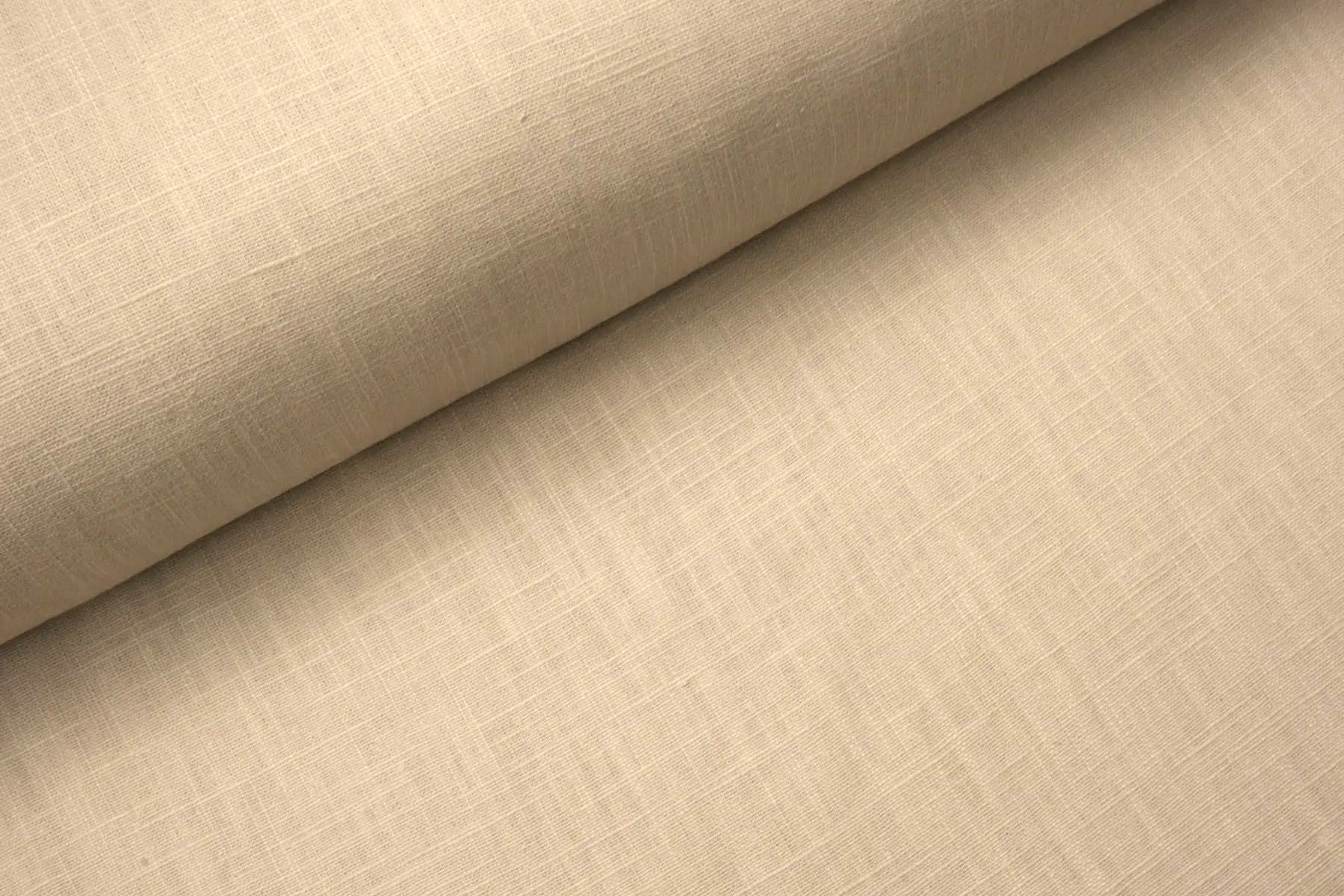 beige (052)