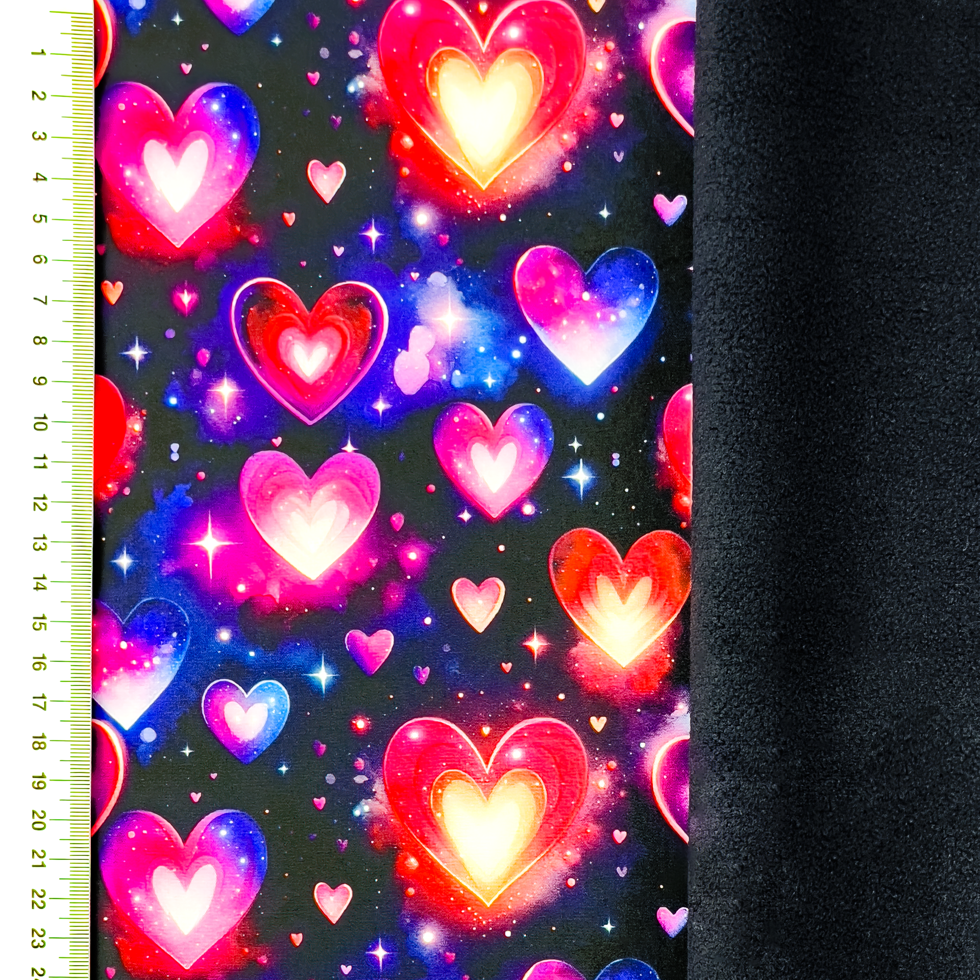 Softshell Digital "Hearts by Night" mit Herzen und Nachthimmel - schwarz
