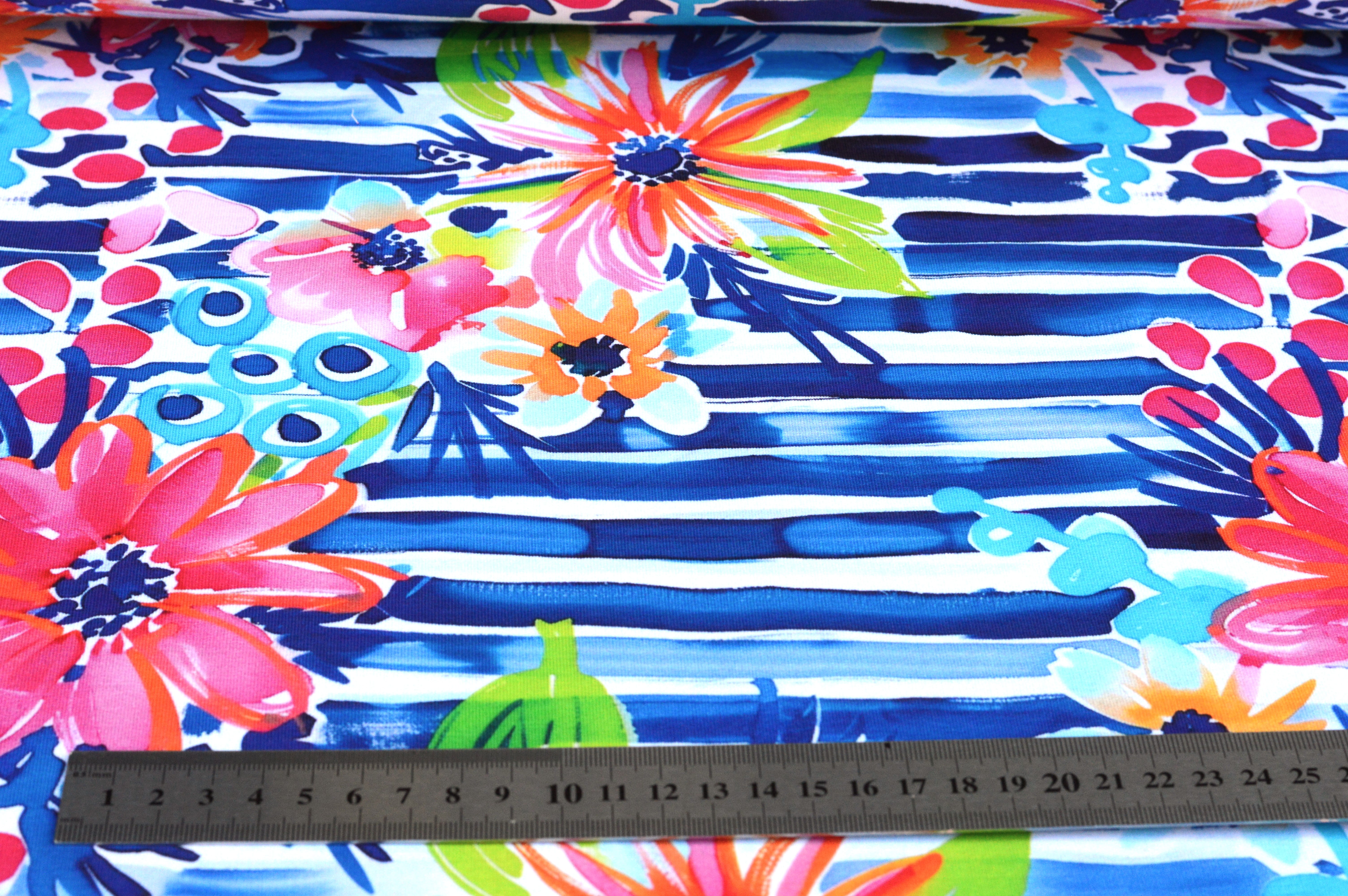 French Terry Digital Eigenproduktion "Tropical Blossom" mit tropischen Blumen - blau/weiß gestreift