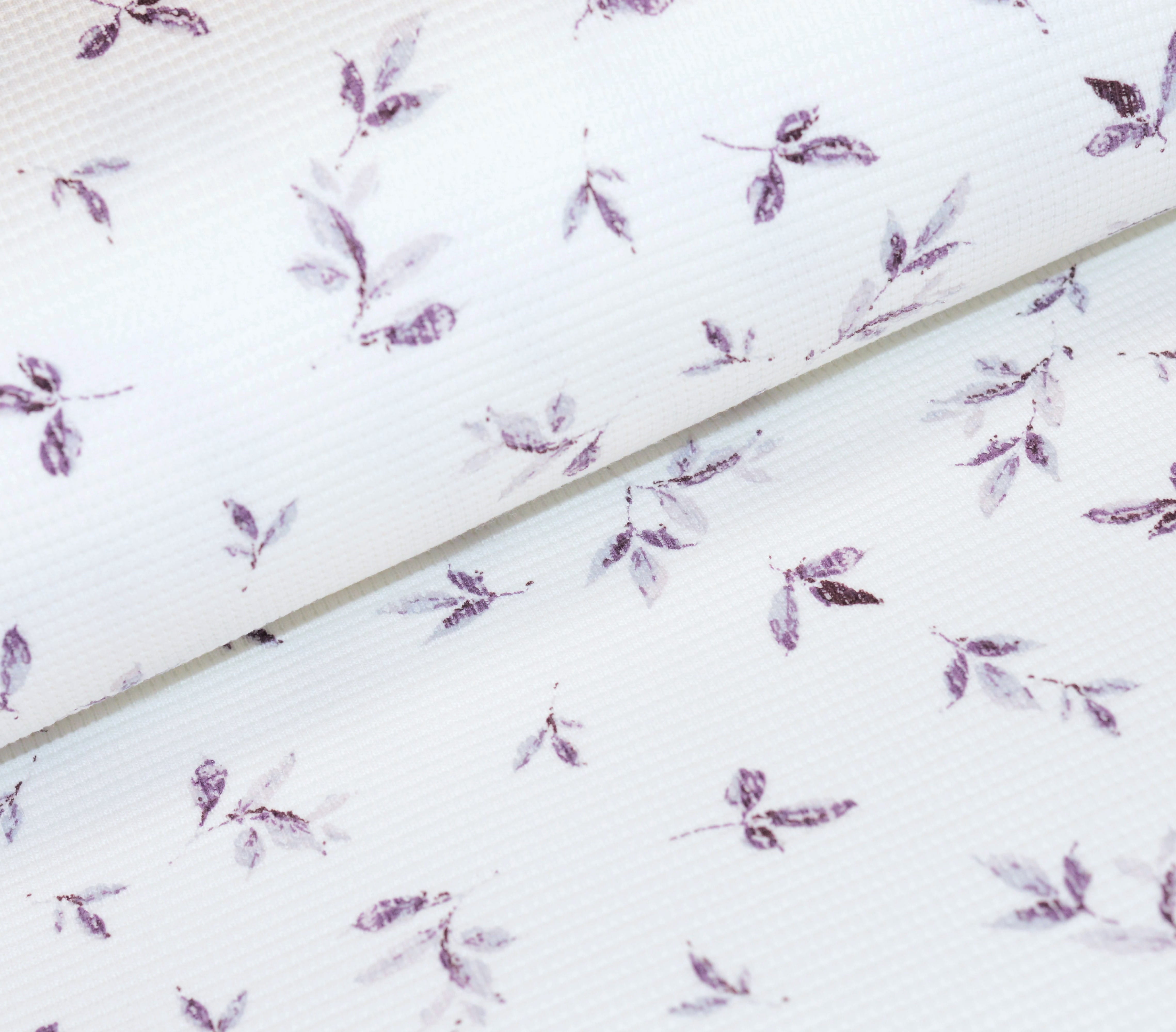 Waffeljersey mit Blätterzweigen - ecru/mauve