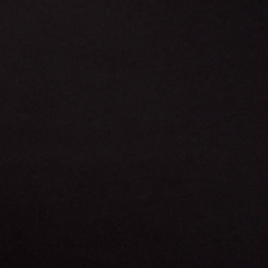 schwarz (690)