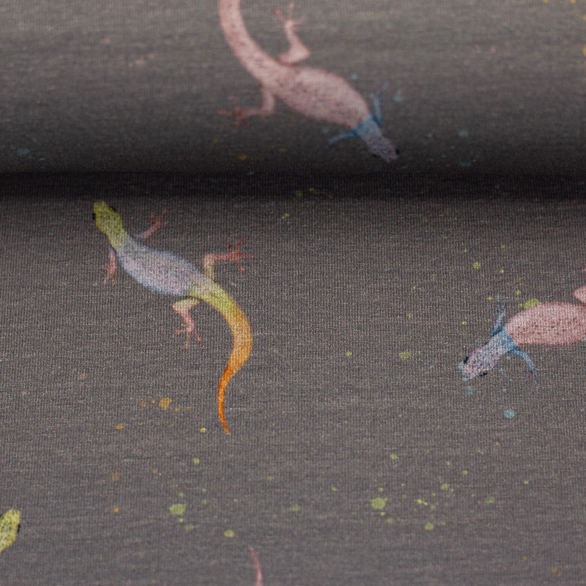 Baumwolljersey Swafing "Wild Animals" Serie by Christiane Zielinski mit Geckos - dunkelgrau