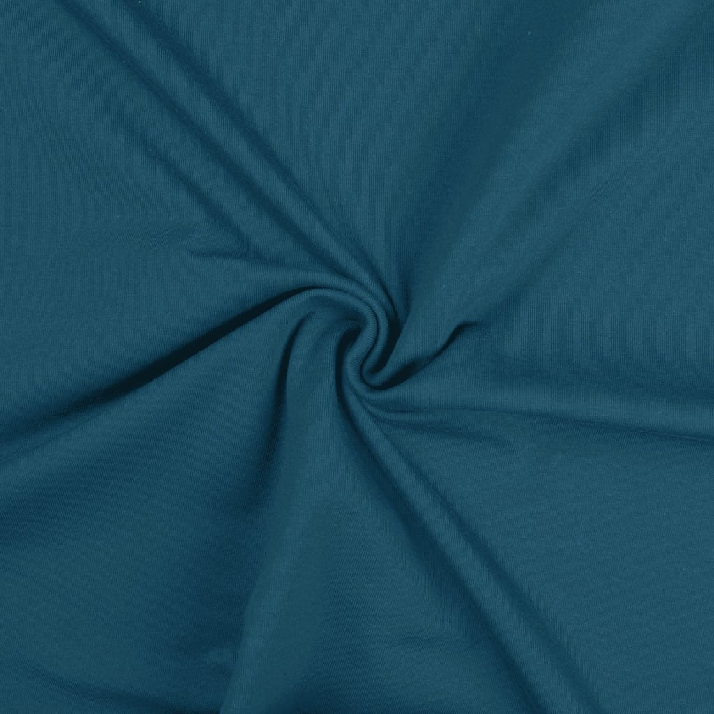 petrol (Q942)
