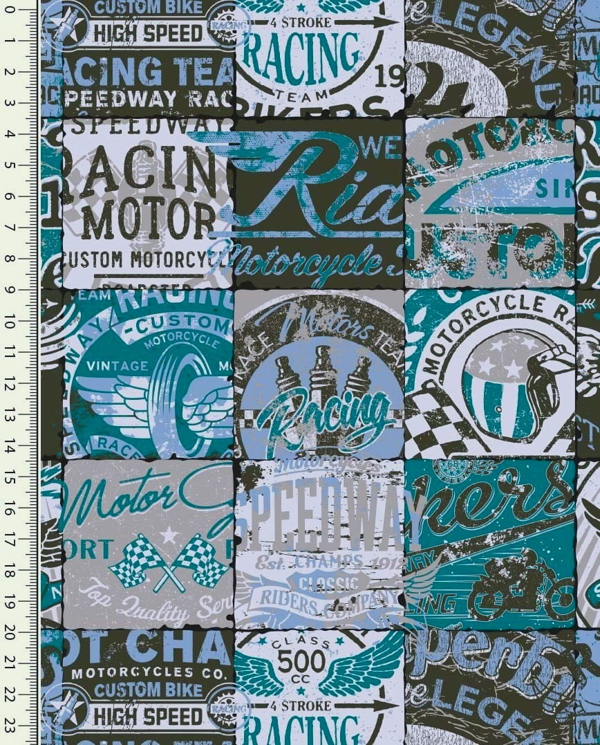 Alpenfleece Digital mit nostalgischen Motorsport Schildern - petrol/blau
