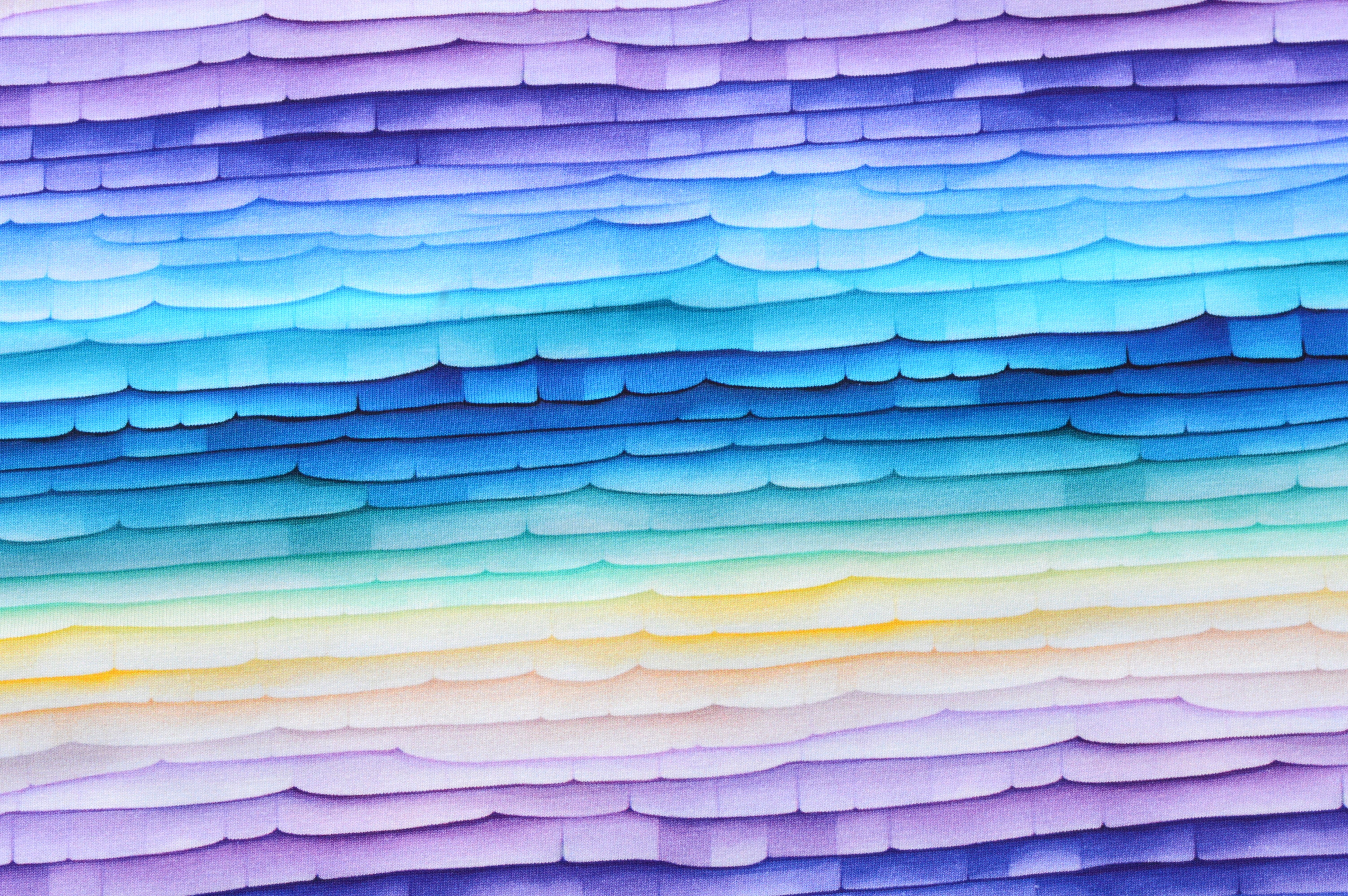 Digitaljersey Eigenproduktion "Mermaid Shimmer" mit Kritzelstreifen - gelb/lila/blau/grün