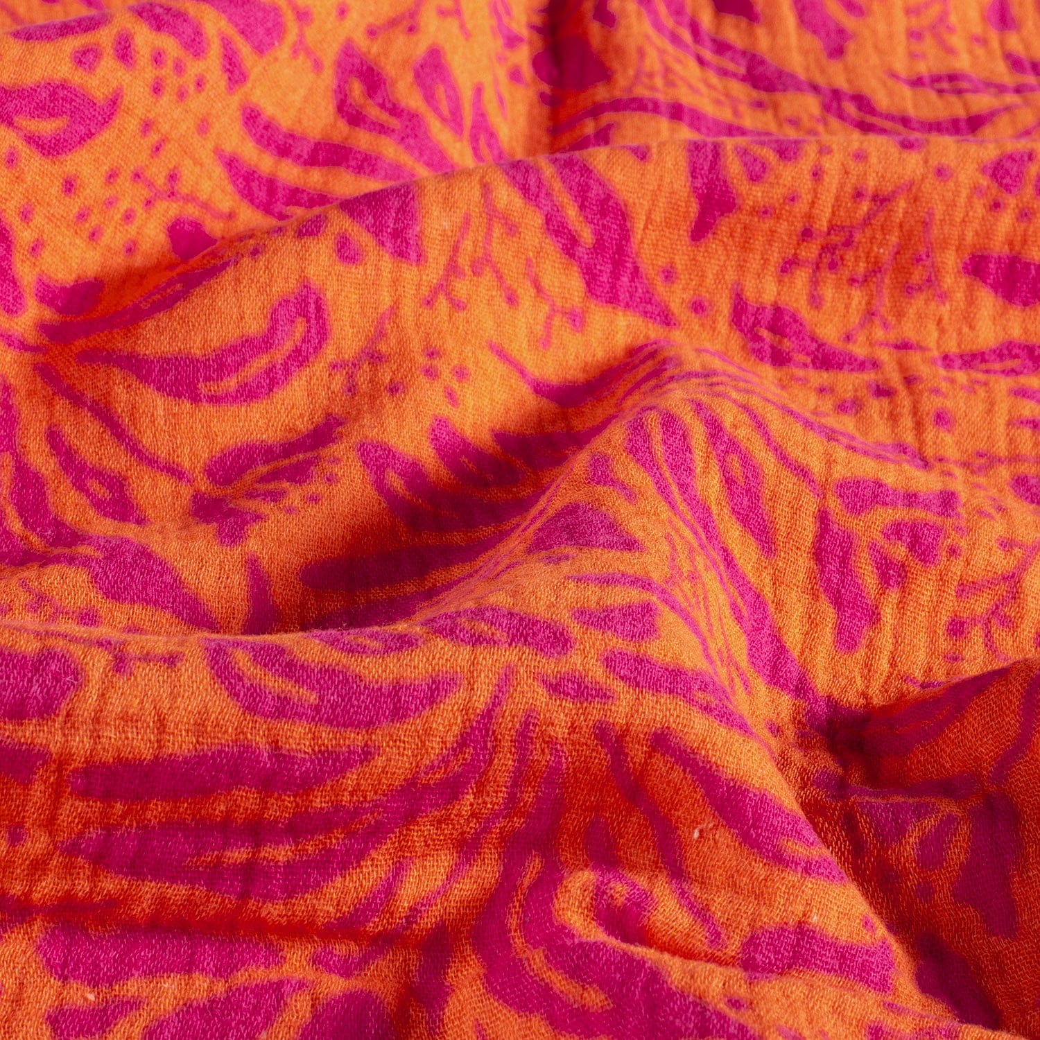 Baumwolle Double Gauze/ Musselin mit pinkem abstraktem Blütenmuster - orange (N036)  